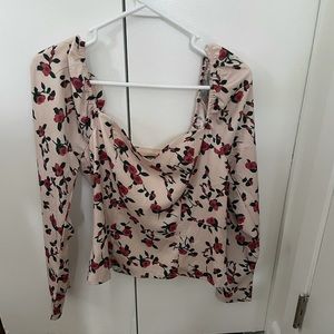 Sweetheart Top puff-sleeved rose blouse